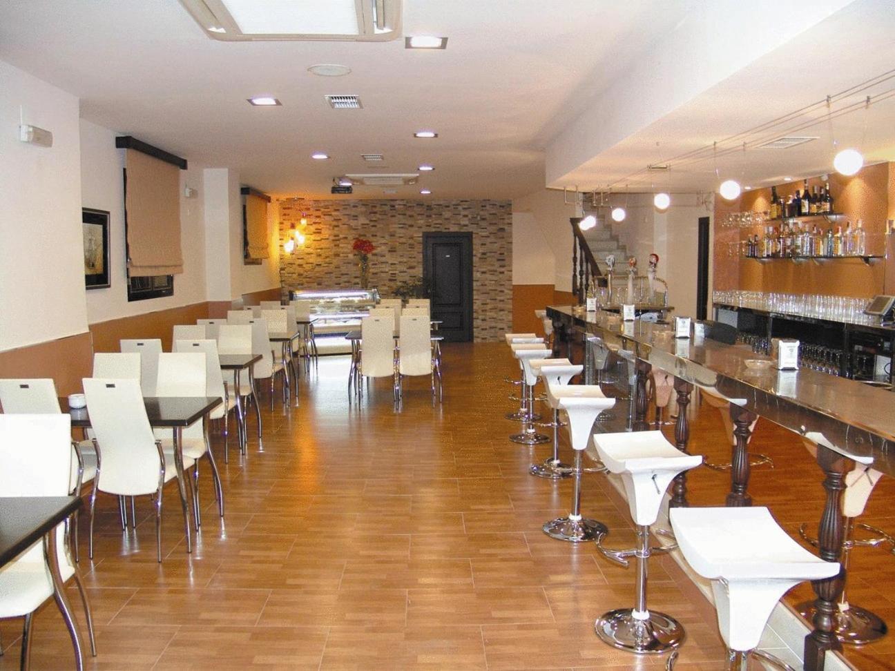 Hostal San Andres Adamuz Ngoại thất bức ảnh