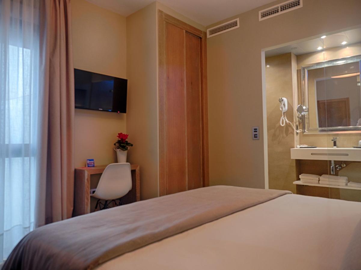 Hostal San Andres Adamuz Ngoại thất bức ảnh